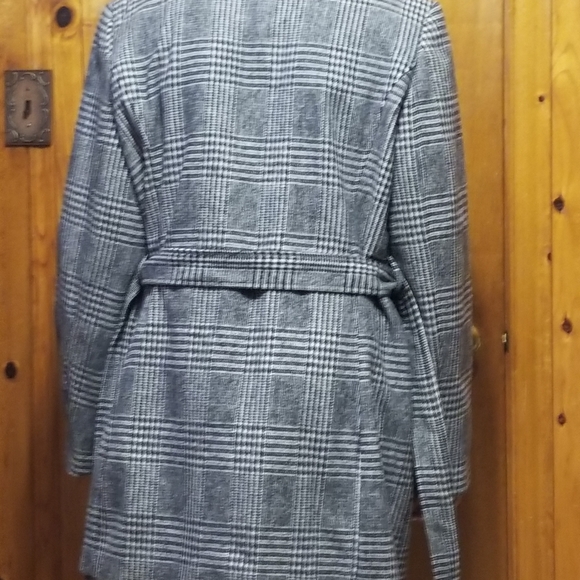 Houndstooth Coat - Picture 4 of 5